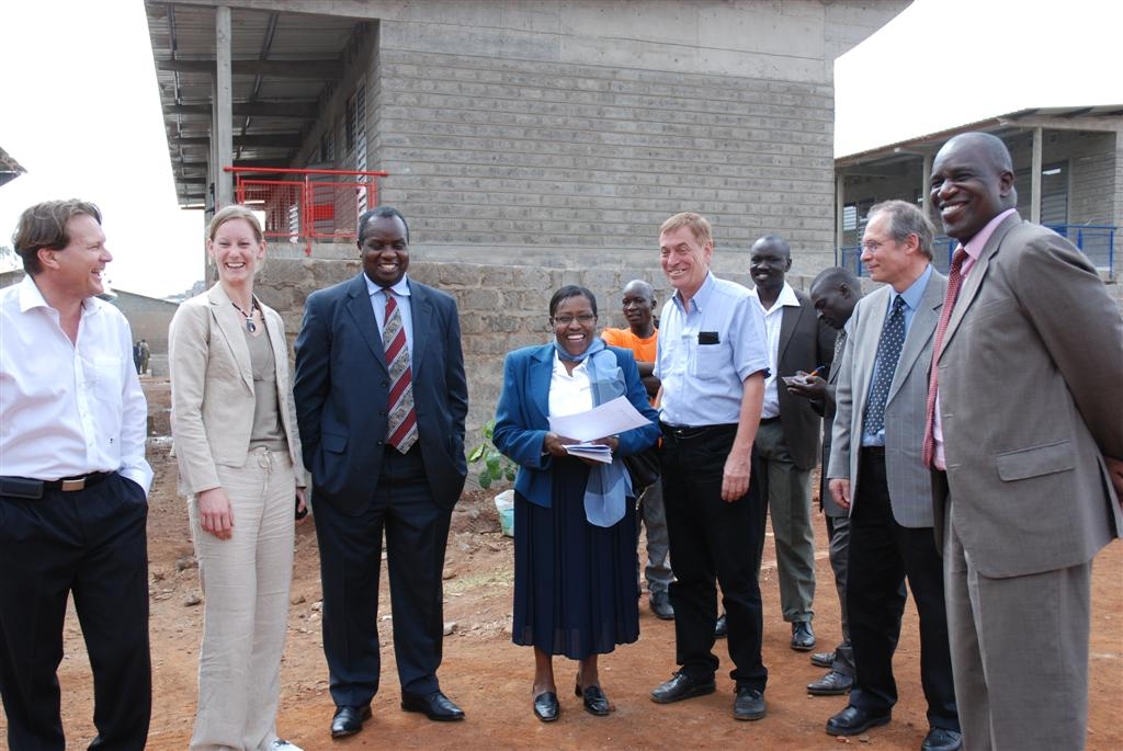 School Yard & Landscaping Design Workshop at Mathare 4A / Visit of the KFW mission